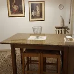 Riviera 34 Apartman *